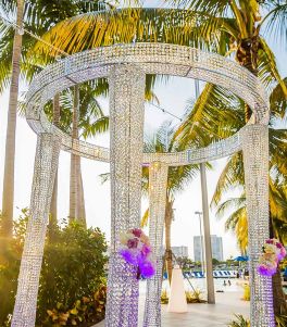 <h3>Wedding Arch</h3>