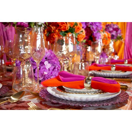 Geo amber wine goblet with faceted bowl and stem, modern event glassware for weddings, dinners, and bar service, rack of 16.