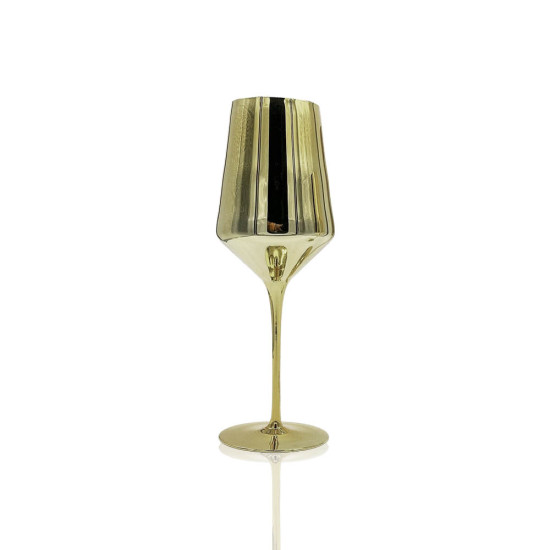 Reflection gold water glass with metallic mirrored finish and stem, upscale event glassware for receptions and dinner tables, rack of 25.