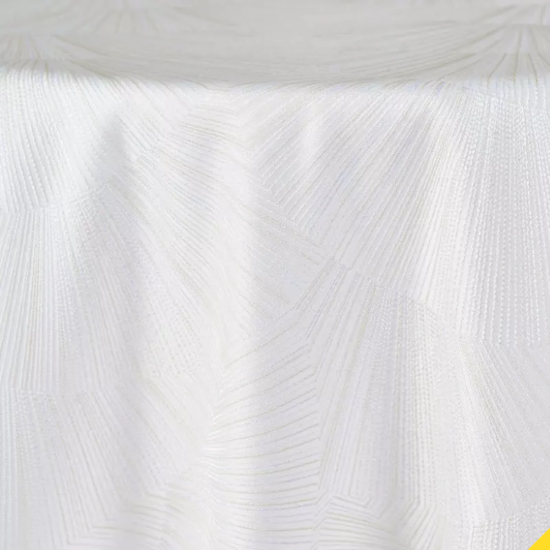 White and gold Abanico geometric patterned round event tablecloth with fan-inspired design for weddings, receptions, and upscale party décor