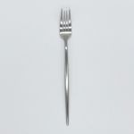Matte silver dinner fork with slim modern handle, premium disposable flatware set of 10 for banquets, weddings, and formal place settings.